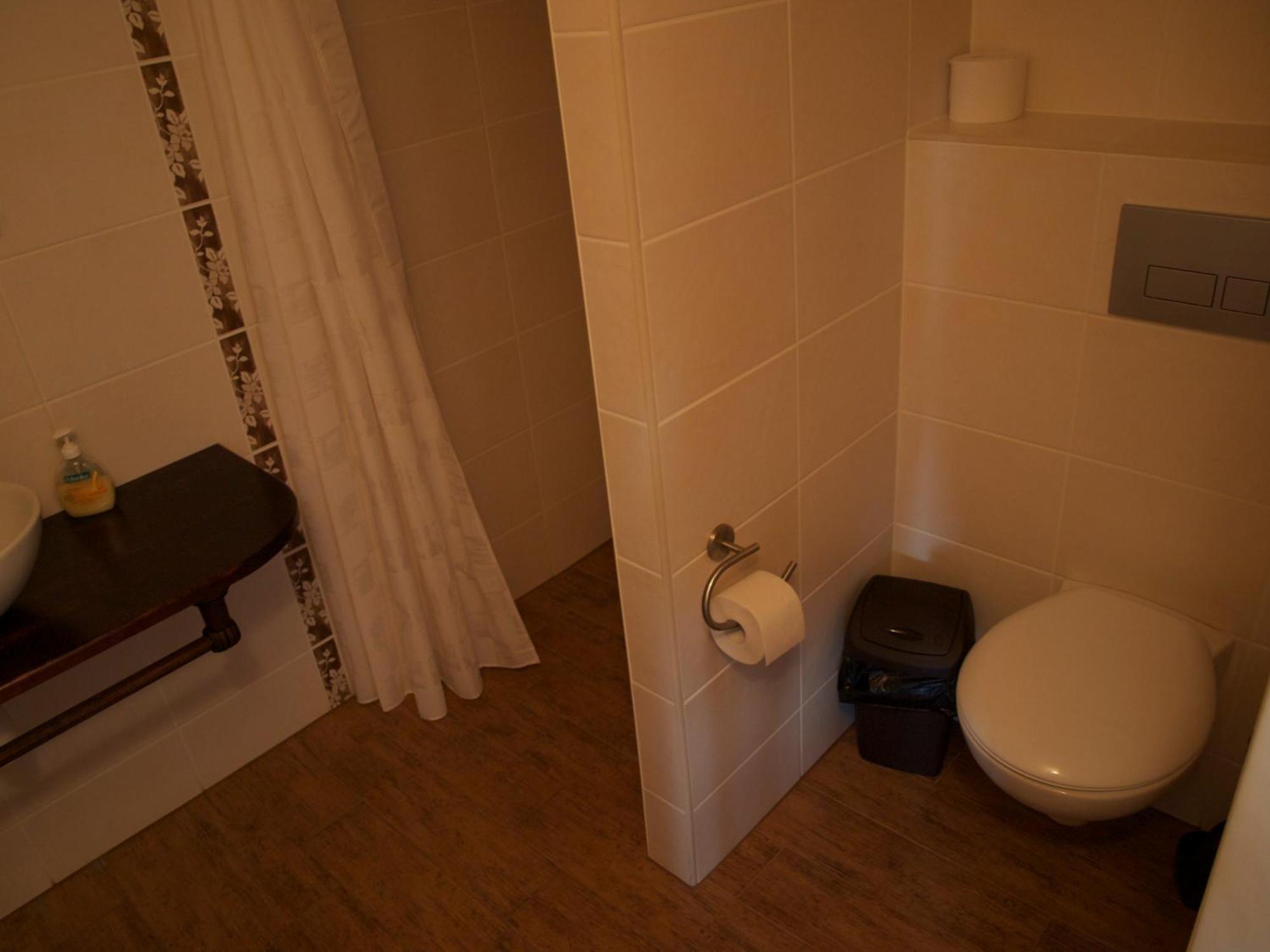 Aaduaida Holiday House Suur-Rootsi 外观 照片
